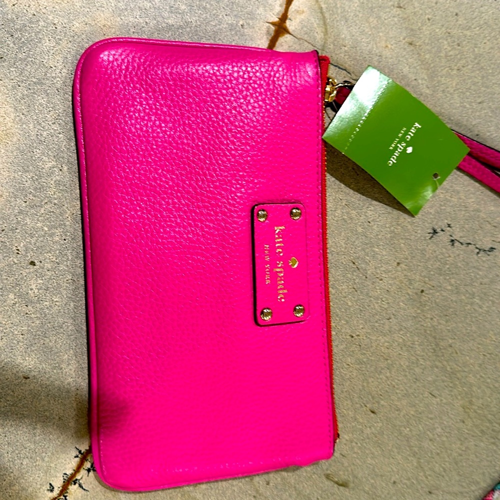 Kate Spade zippered Chrissy in snapdragon